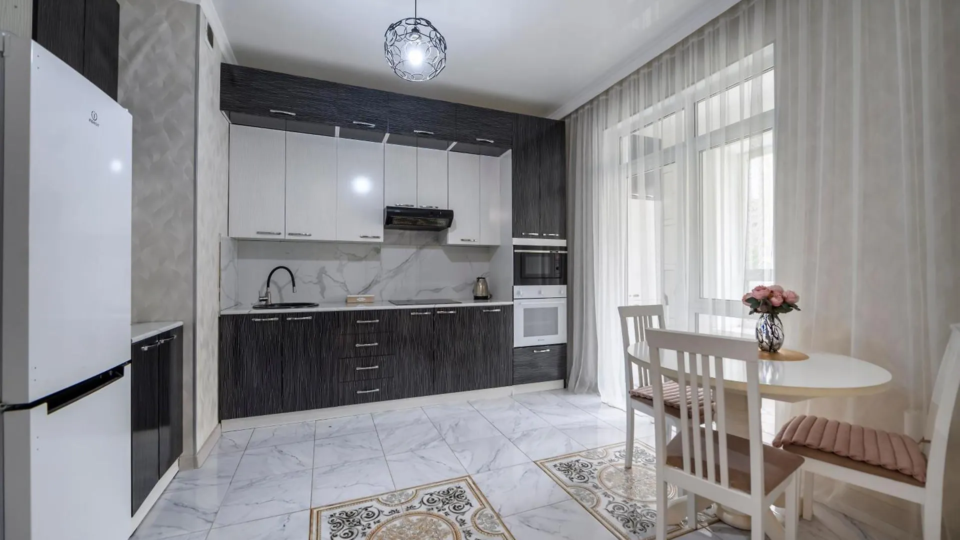 Apartment Central Avenue 136 Almaty